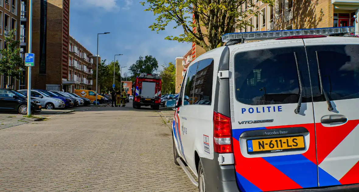 Brand in keuken in flatwoning snel onder controle - Foto 2