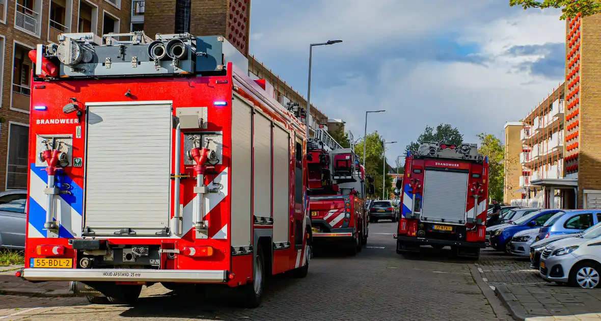 Brand in keuken in flatwoning snel onder controle - Foto 5