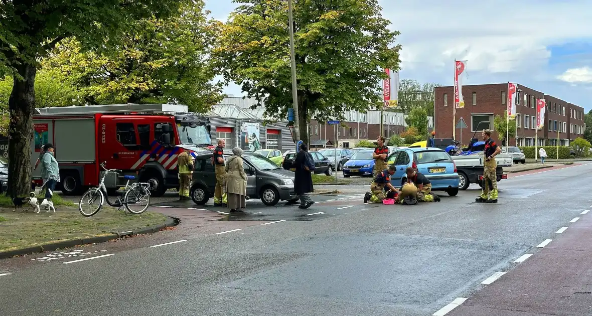 Brandweer verleent eerste hulp na ongeval