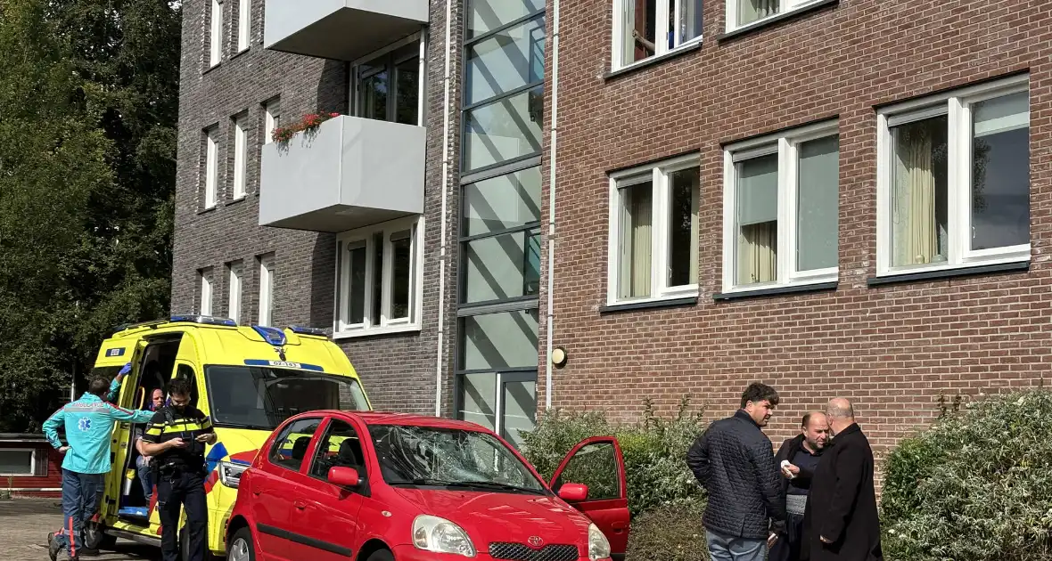 Voorruit gebarsten bij aanrijding met fietser - Foto 4