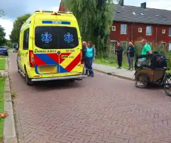 Moeder en kind op bakfiets in botsing met personenauto