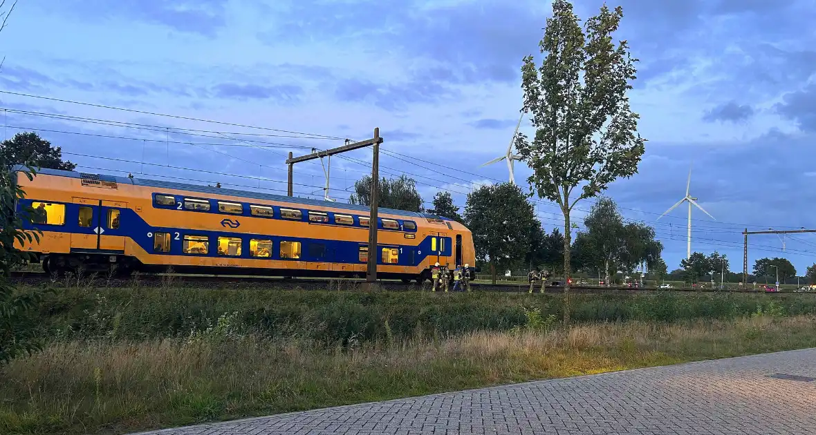 Rookontwikkeling onder trein door vastgelopen remmen - Foto 5