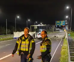 Dodelijk ongeval na botsing met vrachtwagentrailer