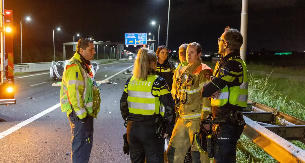 Dodelijk ongeval na botsing met vrachtwagentrailer - Foto 9