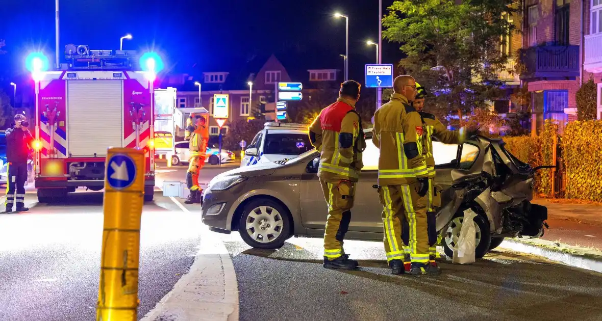 Gevaarlijke bocht opnieuw toneel van ongeluk - Foto 8