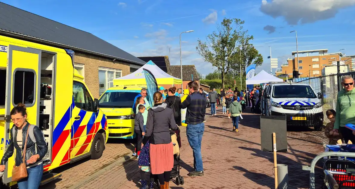 Hulpverleners geven inkijk in hun vak tijdens veiligheidsdag - Foto 3