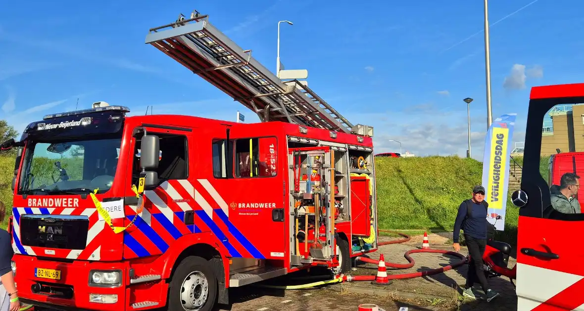 Hulpverleners geven inkijk in hun vak tijdens veiligheidsdag - Foto 9