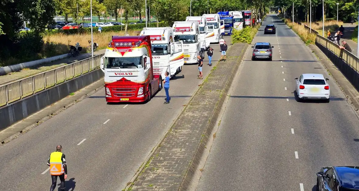 Aanrijding in tunnel zorgt voor verkeerschaos tijdens truckrun - Foto 1