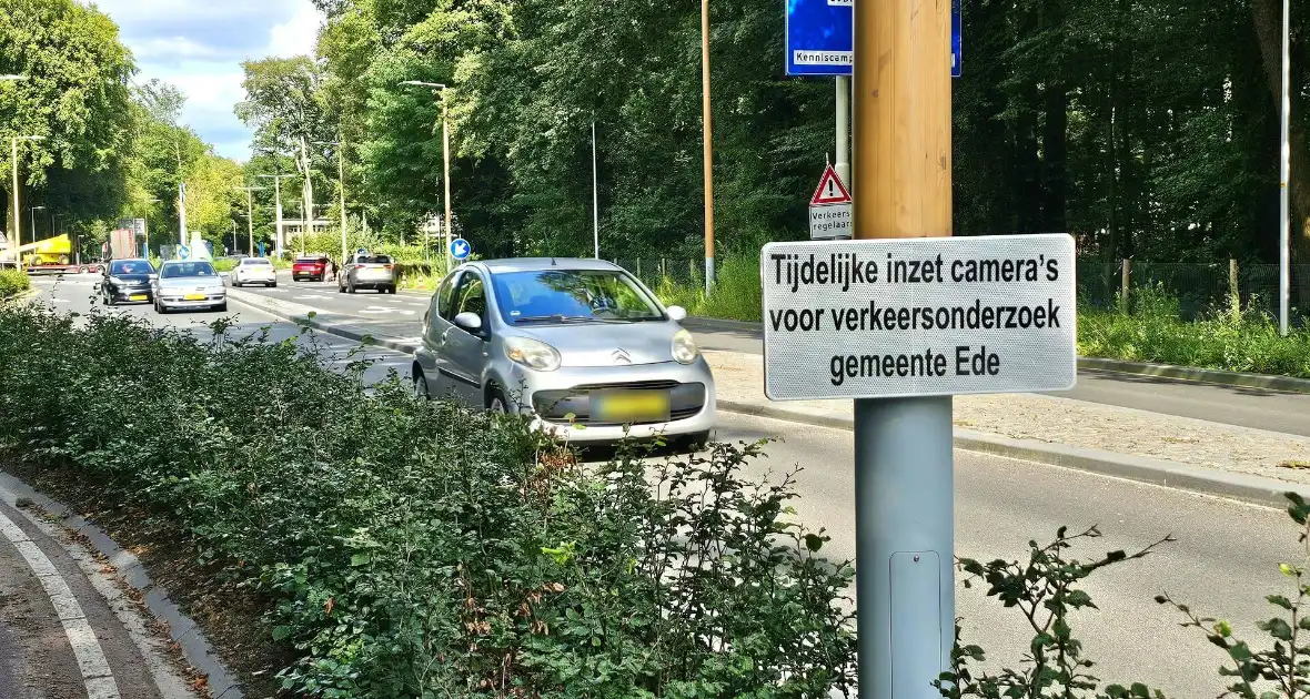 Gemeente gaat camera's plaatsen voor verkeersinzicht bij horror rotonde