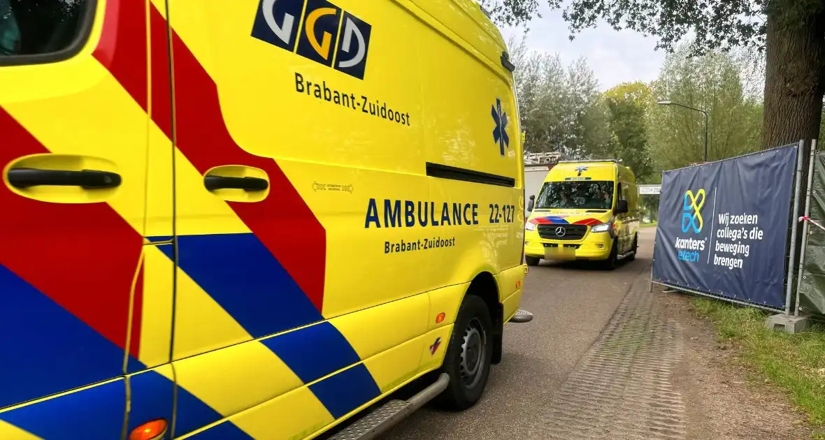 Motor rijdt publiek in, persoon van organisatie overleden - Foto 5