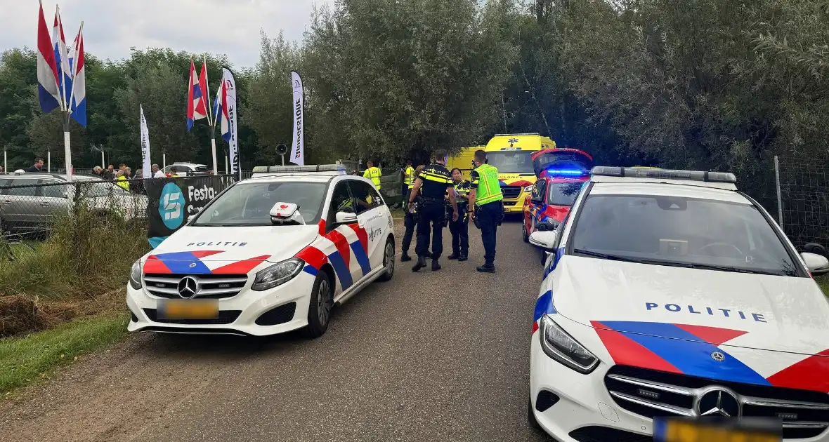 Motor rijdt publiek in, één persoon overleden - Foto 6