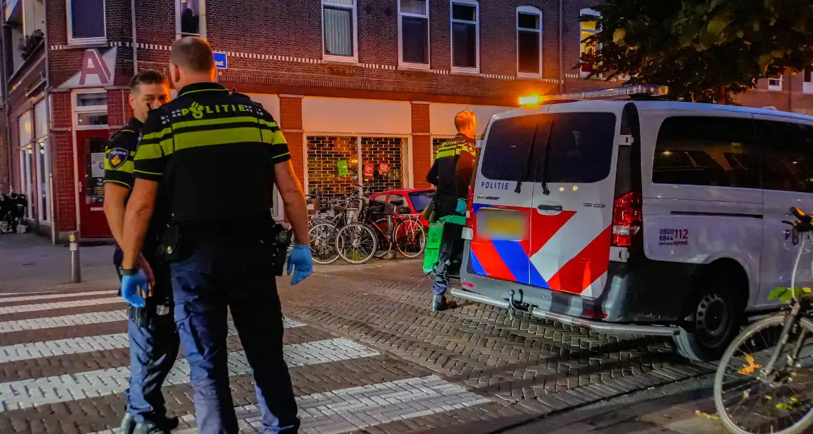 Maaltijdbezorger op fiets Aangereden door automobilist - Foto 3