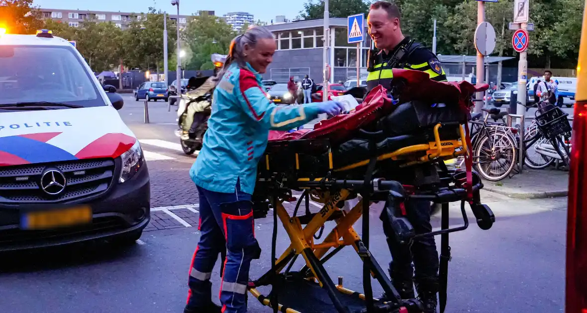 Maaltijdbezorger op fiets Aangereden door automobilist - Foto 7