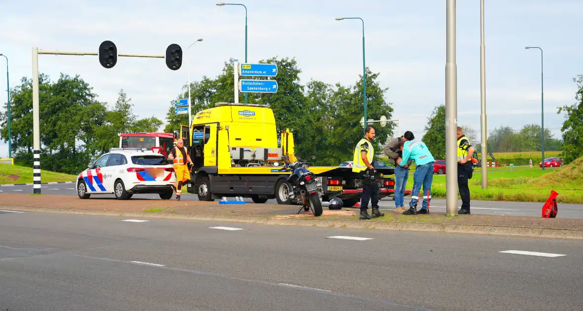 Motorrijder gewond na ongeval op provinciale weg