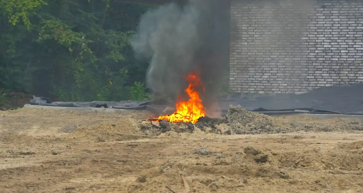 Poederblussers ingezet bij brand in stroomkast - Foto 10