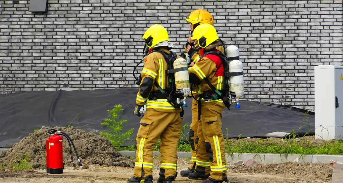 Poederblussers ingezet bij brand in stroomkast - Foto 5