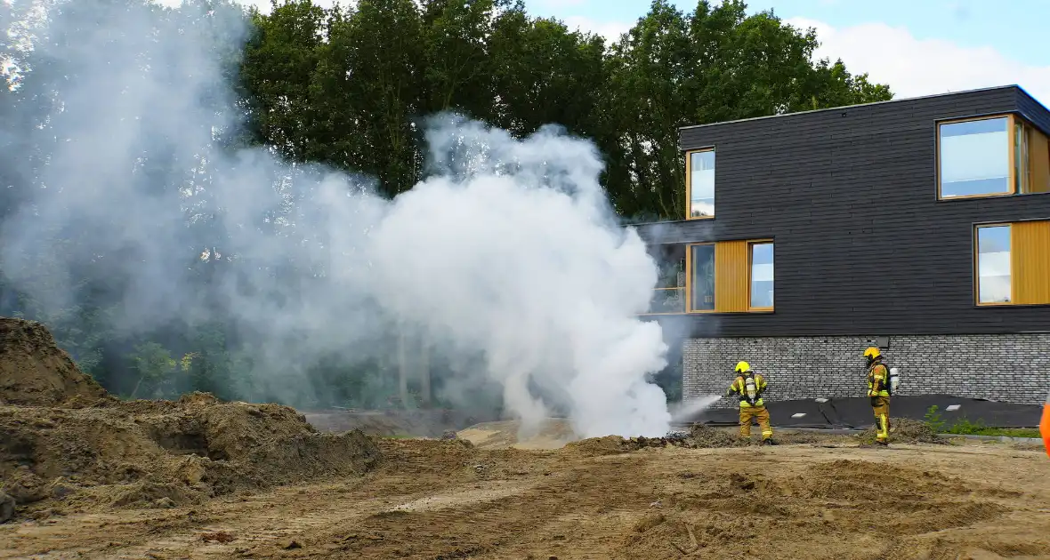 Poederblussers ingezet bij brand in stroomkast - Foto 6