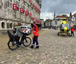 Traumahelikopter landt midden in het centrum