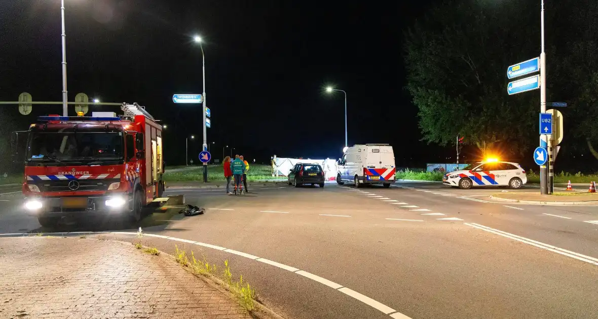 Fietser overlijd na botsing met auto - Foto 20