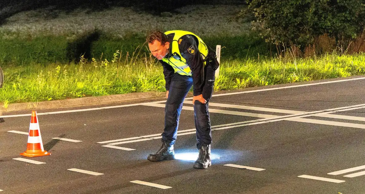 Fietser overlijd na botsing met auto - Foto 3