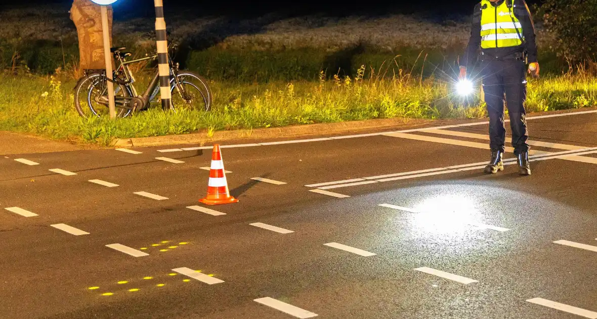 Fietser overlijd na botsing met auto - Foto 7