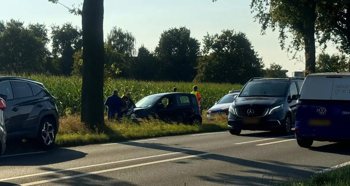 Schade naar kop-staart ongeval - Foto 1