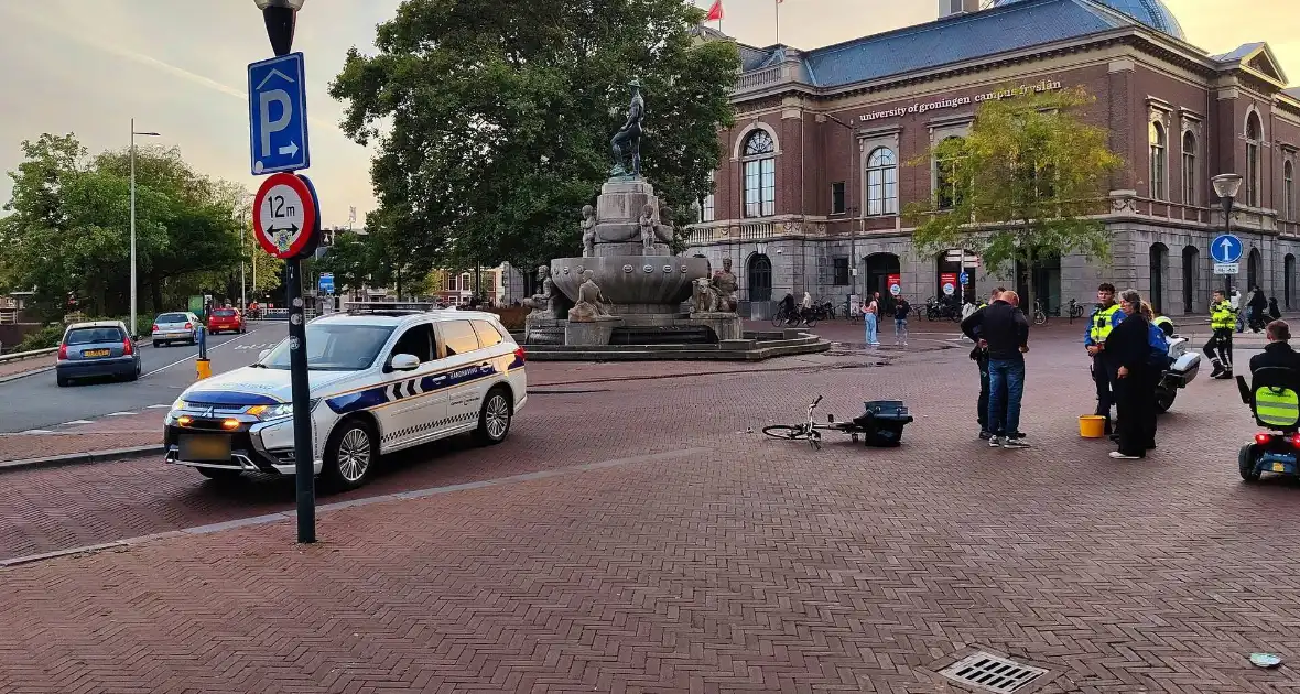 Fietsster gaat onderuit - Foto 6