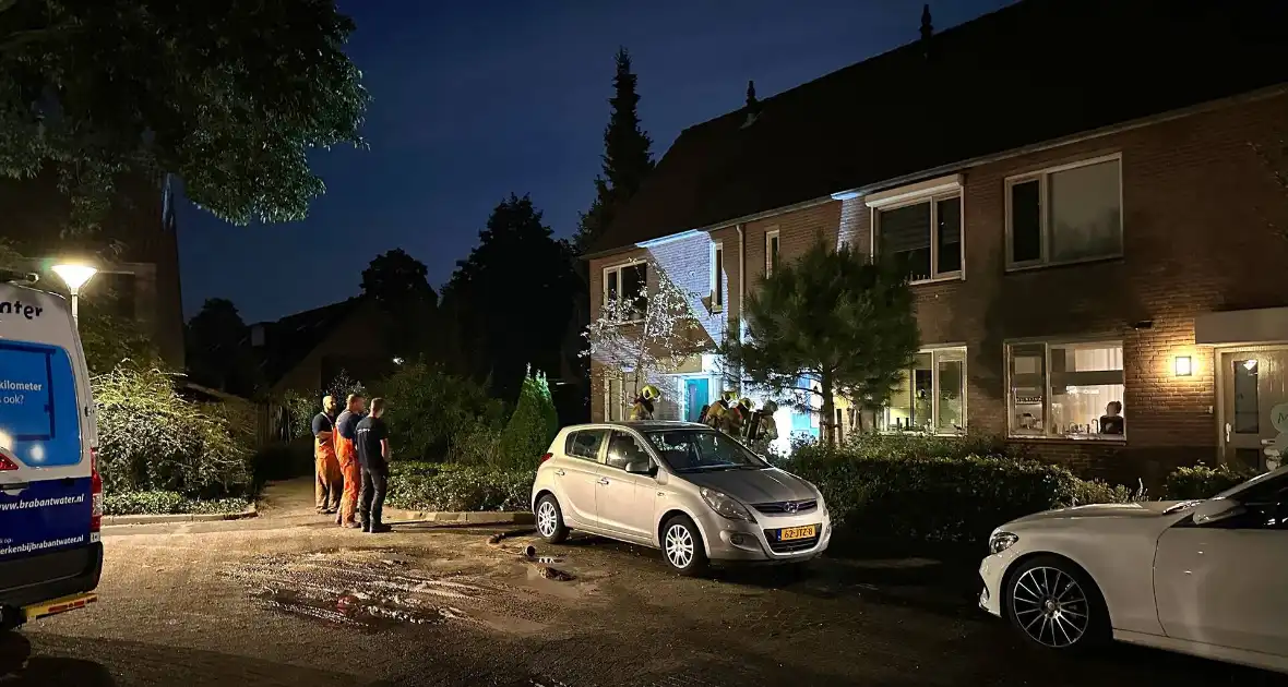 Hulpdiensten ingezet voor gaslekkage en waterleidingbreuk - Foto 5