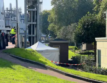 Politie doet onderzoek naar aantreffen overleden persoon