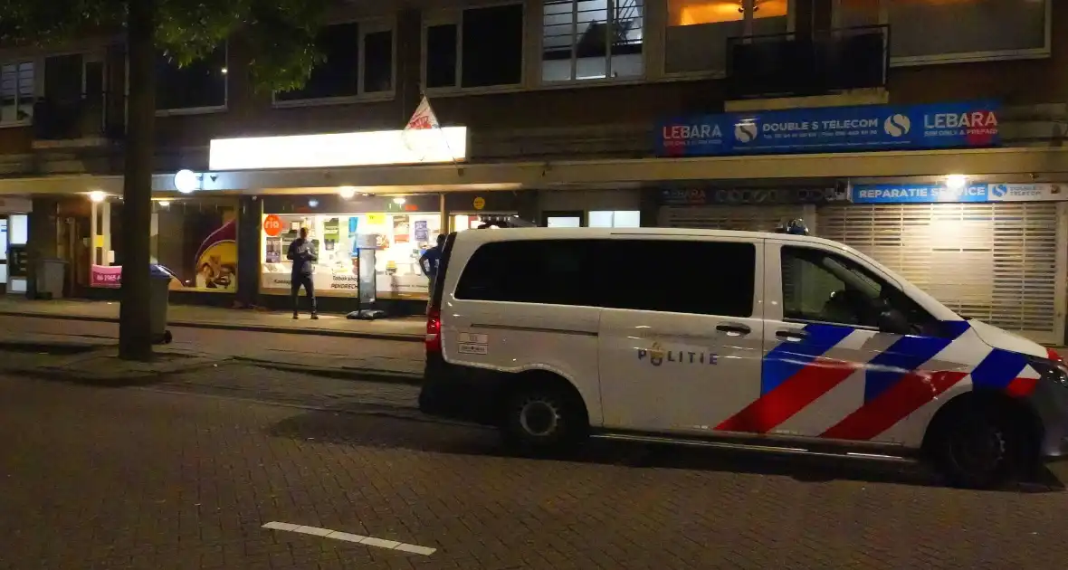 Politie zoekt verdachte na gewapende overval