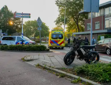 Jongere op fatbike aangereden door personenauto