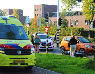 Scooter aangereden door personenauto