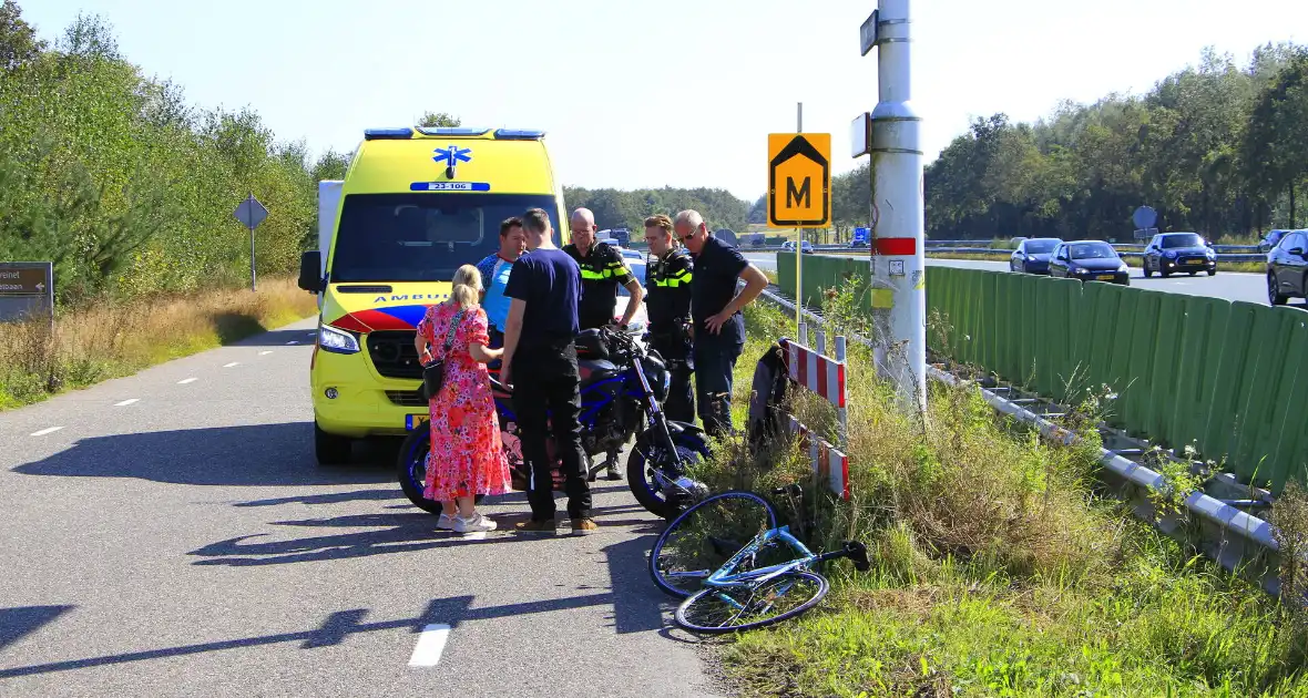 Wielrenfiets gebroken na ongeval met motor - Foto 3