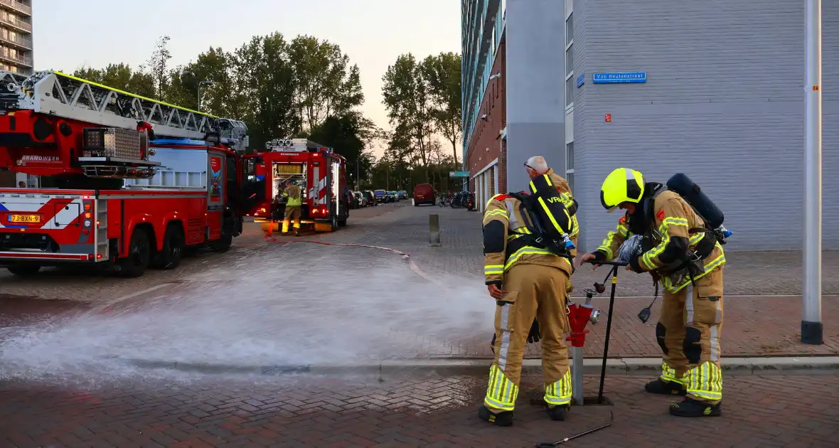 Barbecue op balkon zorgt voor inzet brandweer - Foto 11