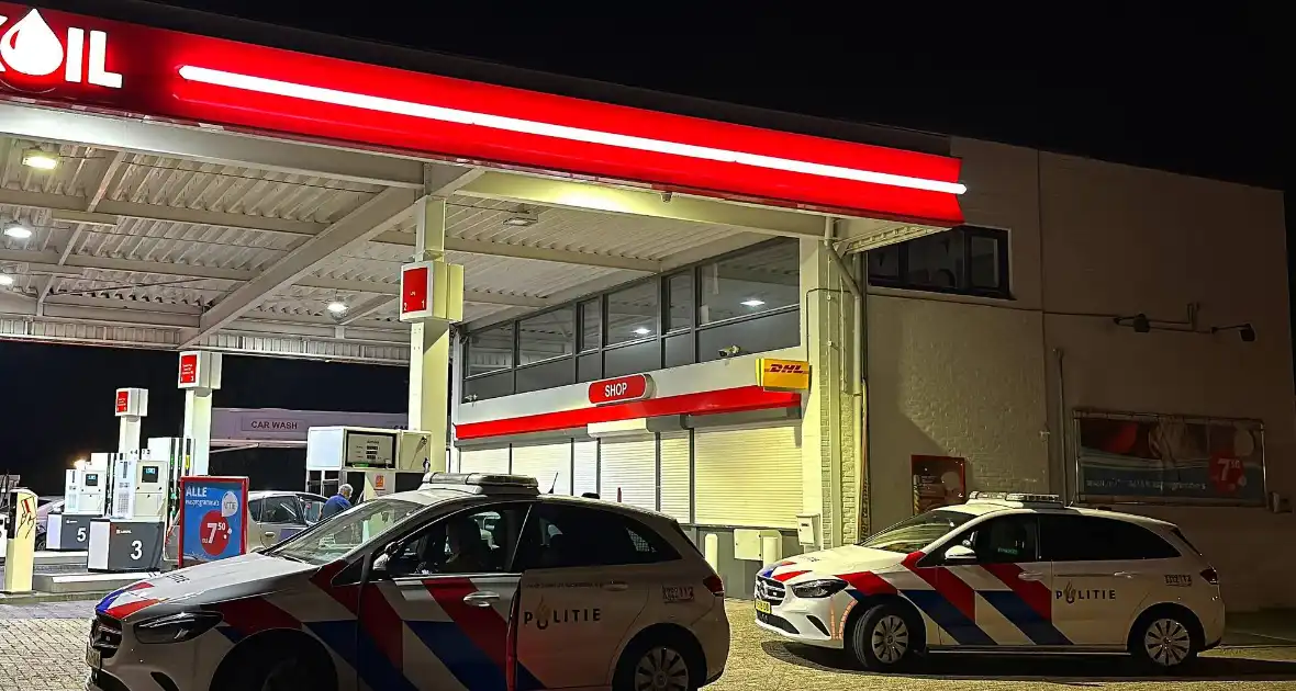 Overval op tankstation, dader vlucht weg - Foto 3