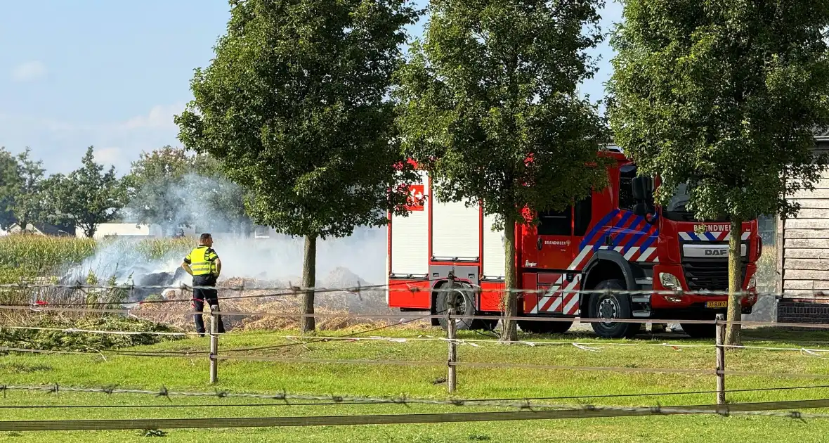 Smeulende mesthoop zorgt voor brandweeractie - Foto 2