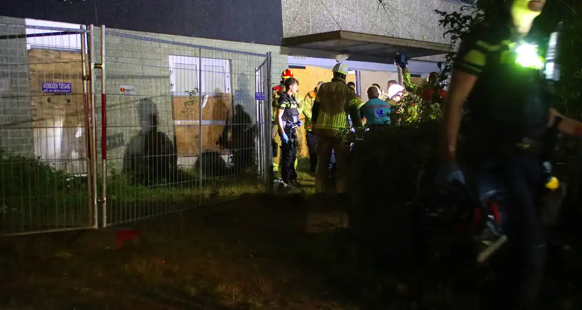 Ernstig gewonde na meterslange val in liftschacht - Foto 4