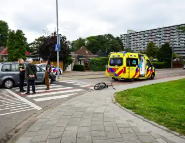 Kind op fiets aangereden bij oversteekplaats