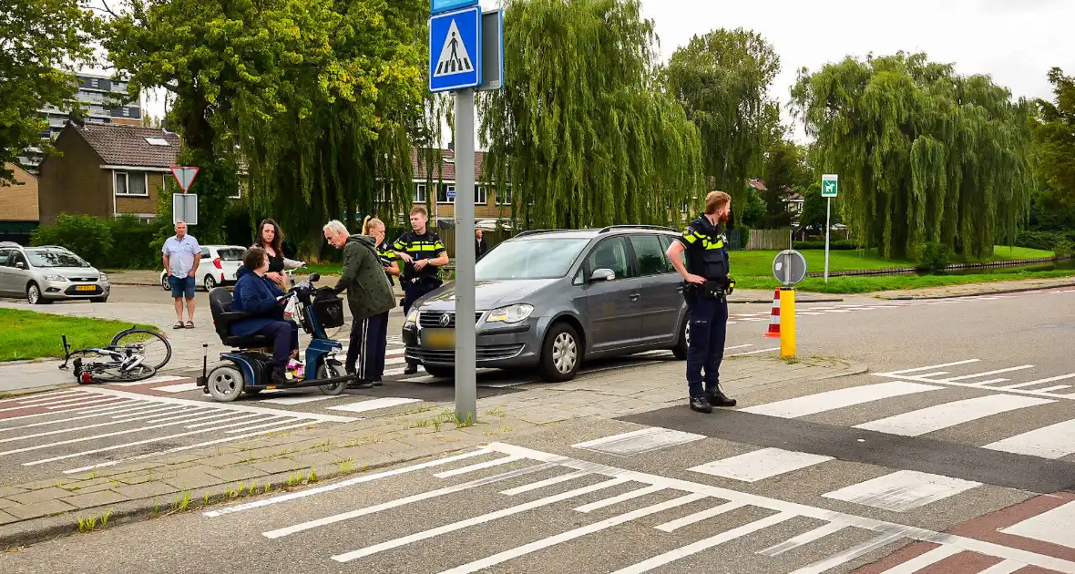 Kind op fiets aangereden bij oversteekplaats - Foto 1