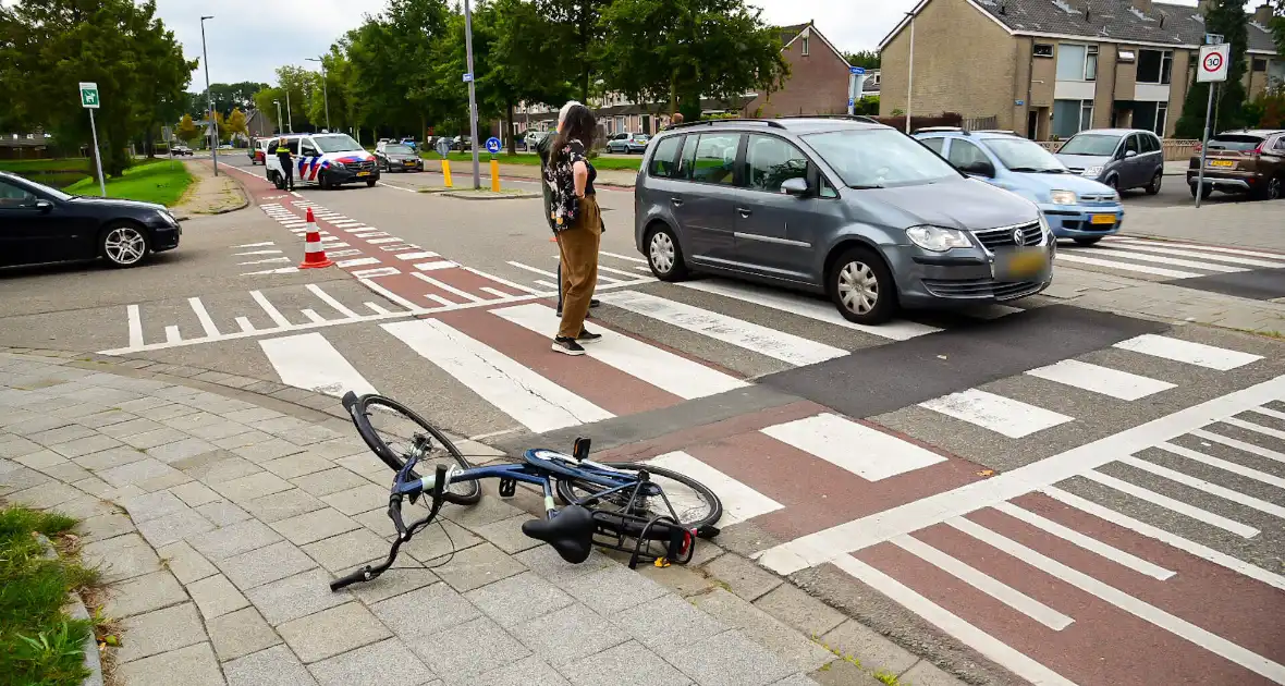 Kind op fiets aangereden bij oversteekplaats - Foto 4