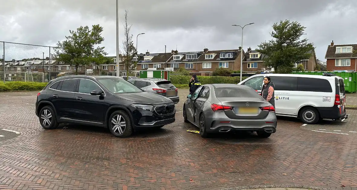 Fikse schade bij aanrijding op parkeerplaats - Foto 11