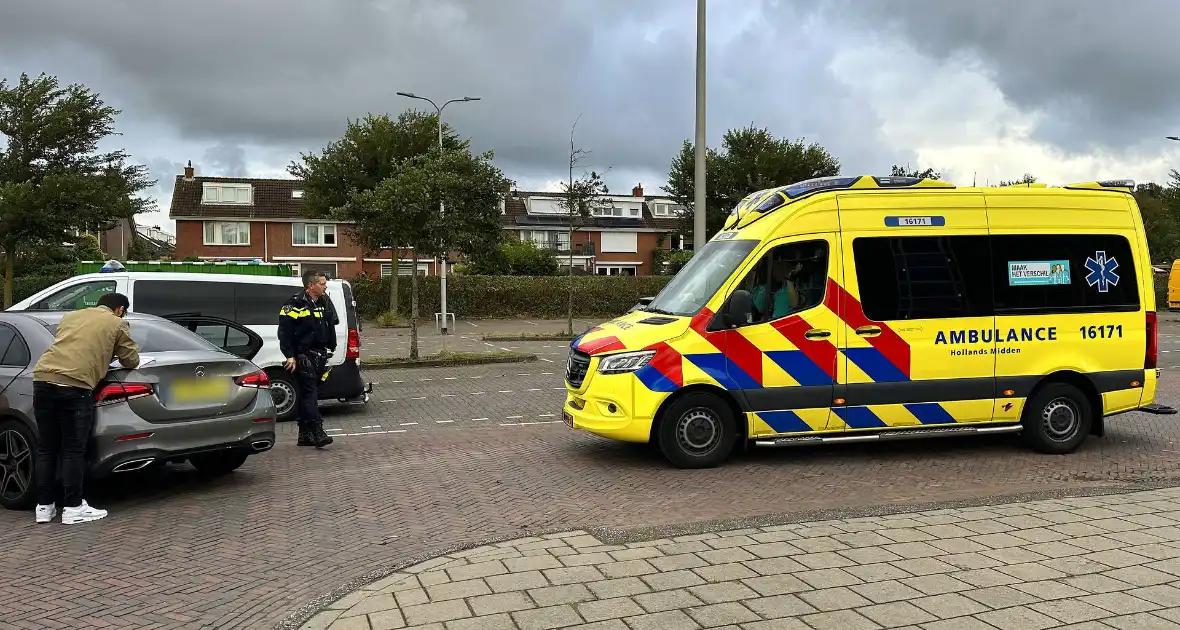 Fikse schade bij aanrijding op parkeerplaats - Foto 2