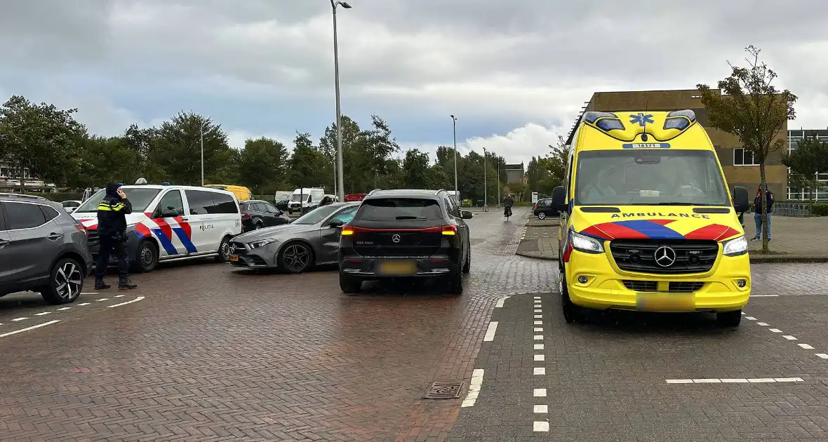 Fikse schade bij aanrijding op parkeerplaats - Foto 6