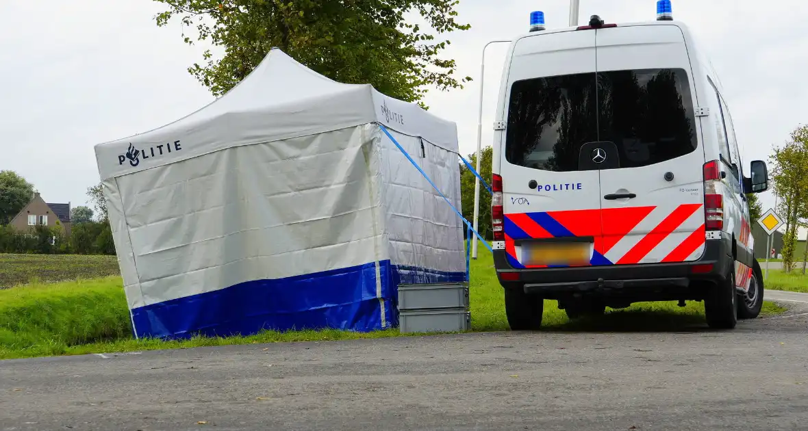 Bestuurder komt om bij auto te water - Foto 2