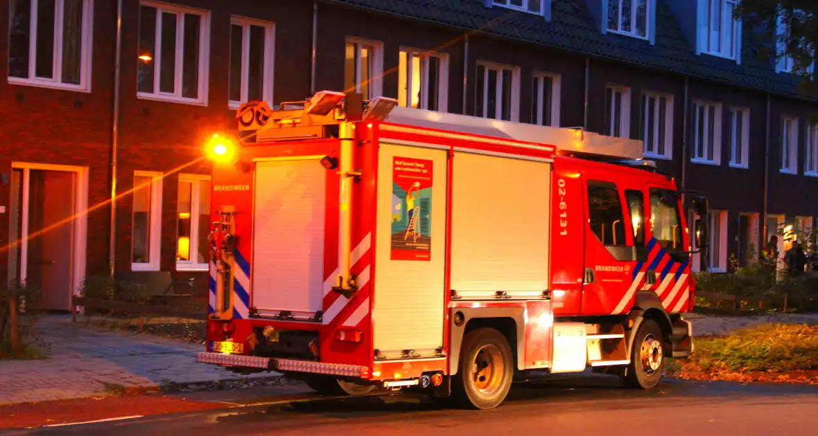 Brandweer ingezet voor wateroverlast in woning - Foto 4