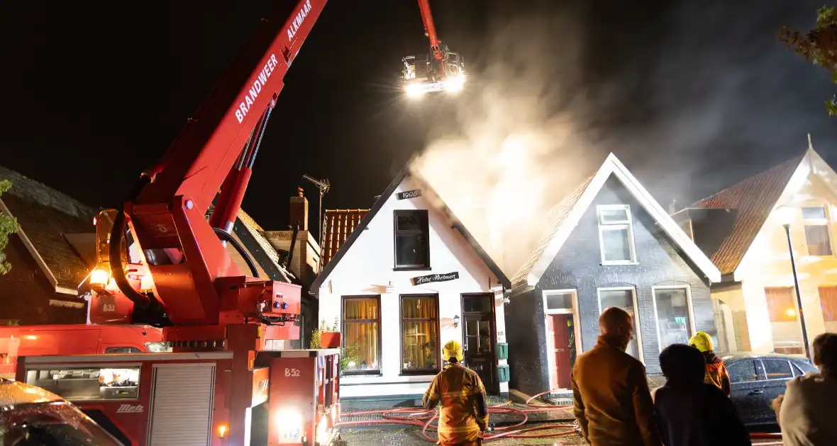 Zware schade na uitslaande brand in woning - Foto 12