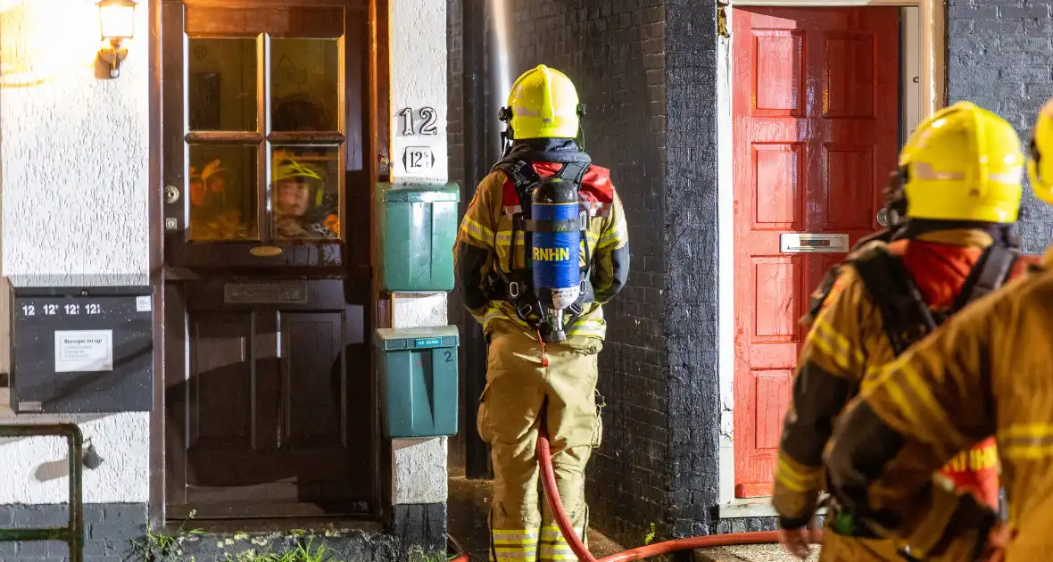 Zware schade na uitslaande brand in woning - Foto 2