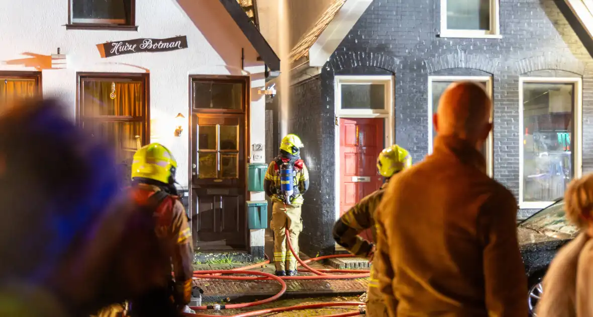 Zware schade na uitslaande brand in woning - Foto 3