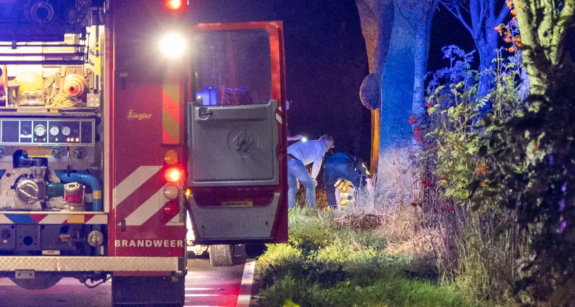 Zoekactie leidt tot redding van vrouw in het water - Foto 1