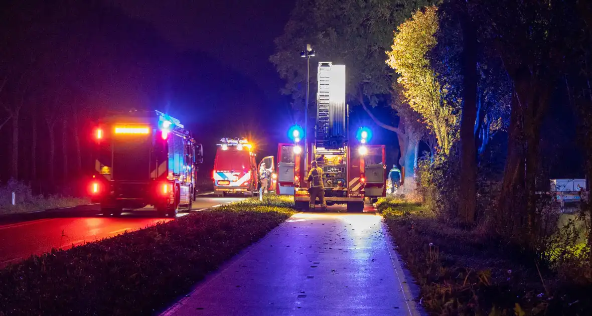 Zoekactie leidt tot redding van vrouw in het water - Foto 6